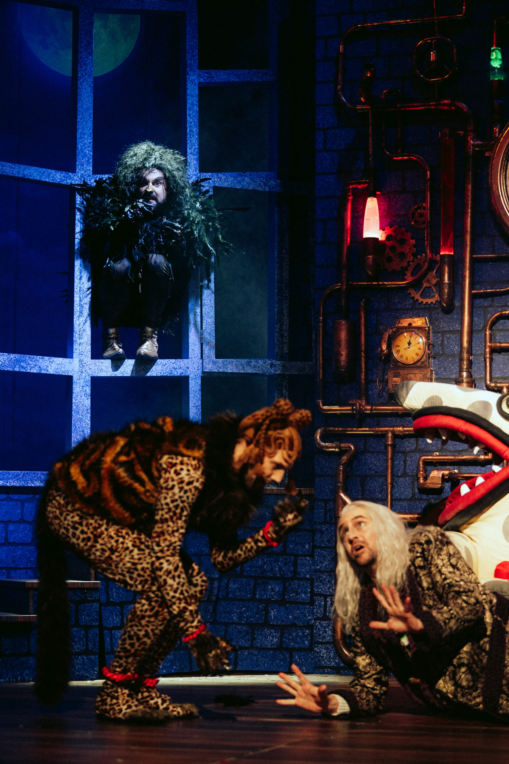 Der satanarchäolügenialkohöllische Wunschpunsch Boris Popovic, Florian Haslinger, Sven Kaschte c Philine Hofmann (3)