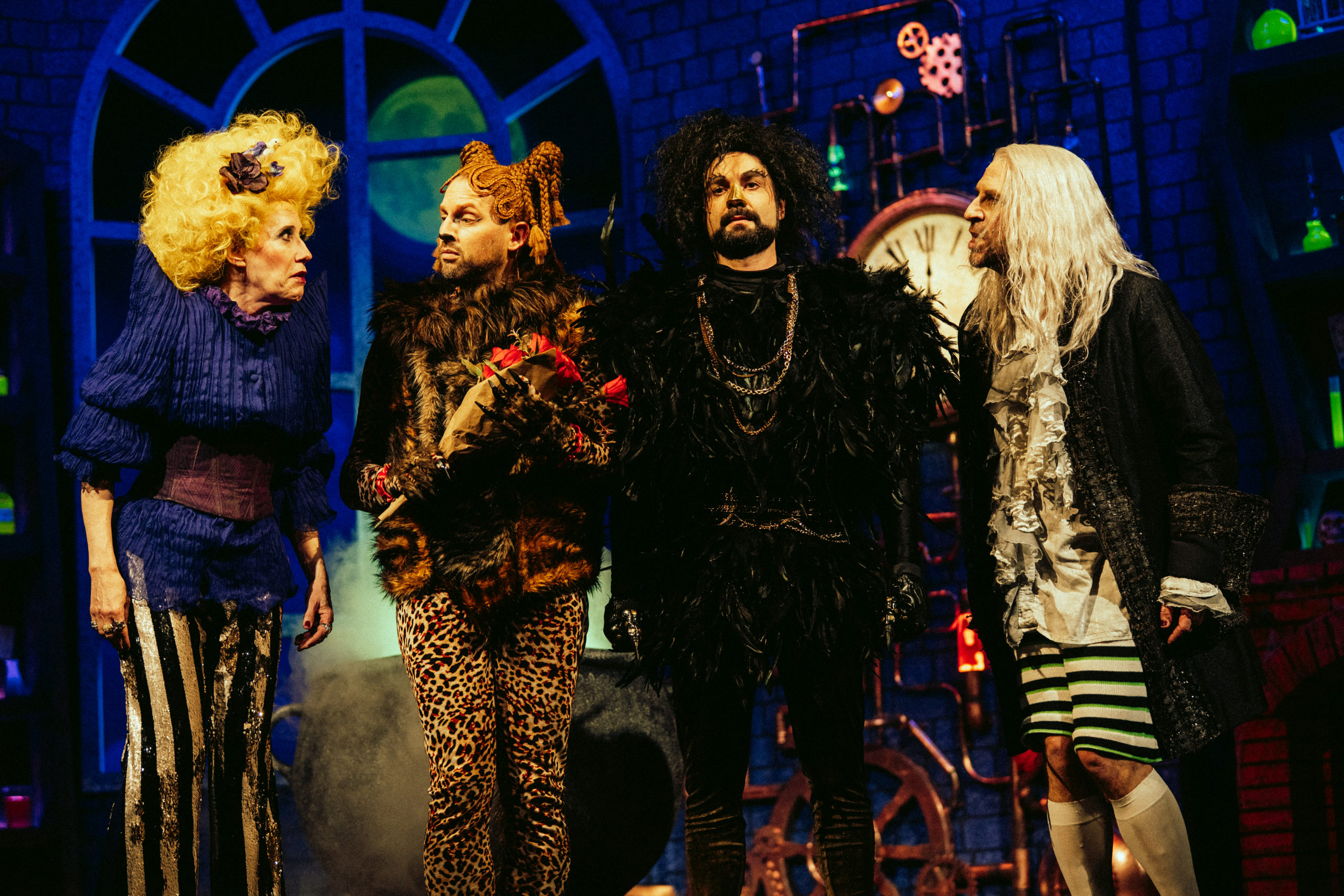 Der satanarchäolügenialkohöllische Wunschpunsch Michaela Kaspar, Florian Haslinger, Boris Popovic, Sven Kaschte c Philine Hofmann (3)